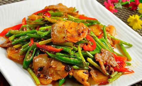 加盟湘里人家餐饮加盟，轻松致富奔小康！